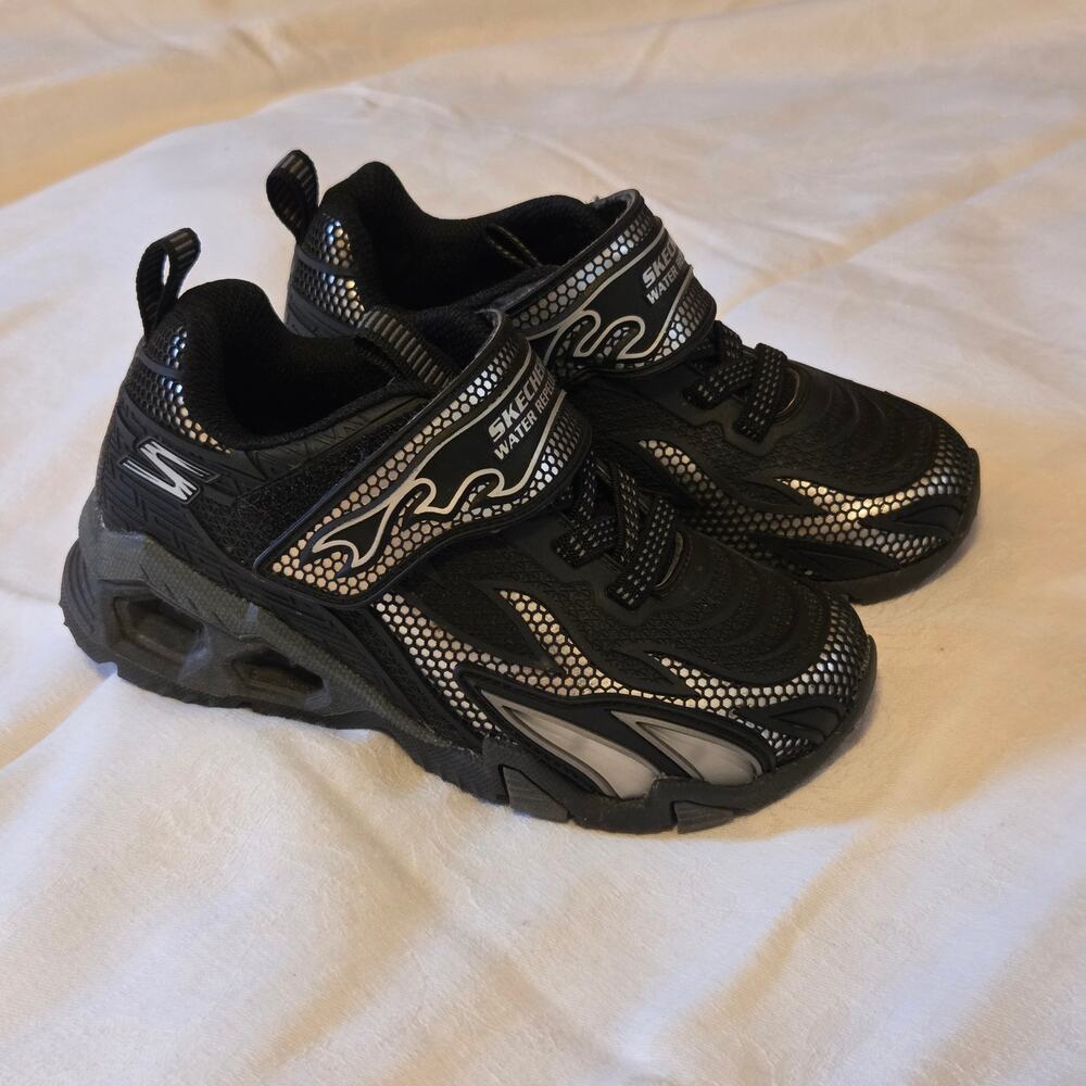 Sketchers Boys US Size 11 Hydro - Lights Black Sneakers Like New